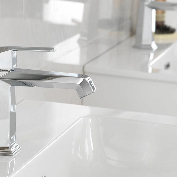 umyvadlová stojánková baterie 4