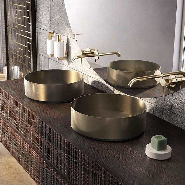 umyvadlová baterie nástěnná 3