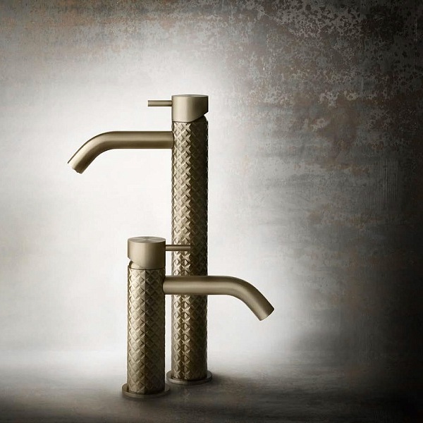 stojánková umyvadlová baterie 1